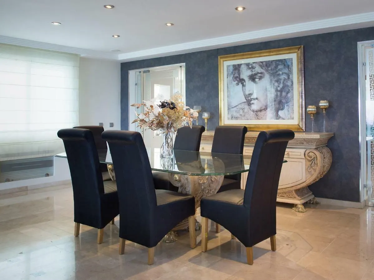Villa Issabella Marbella